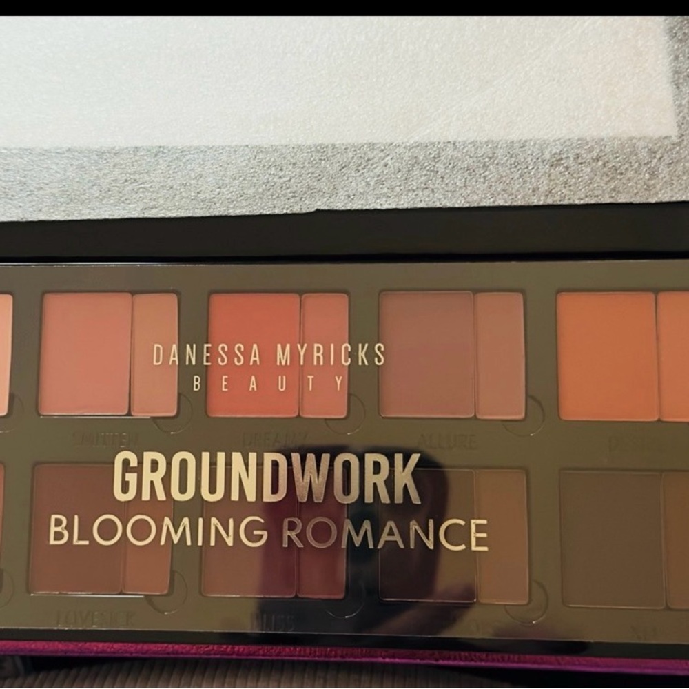 Danessa Myricks Beauty Groundwork Palette - Pink & Brown Hues